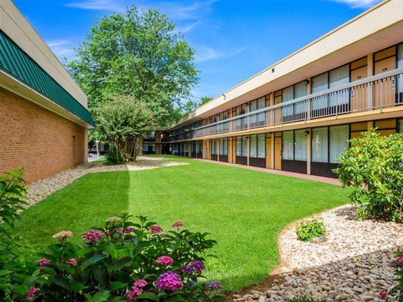 Quality Inn Roanoke Airport Dış mekan fotoğraf
