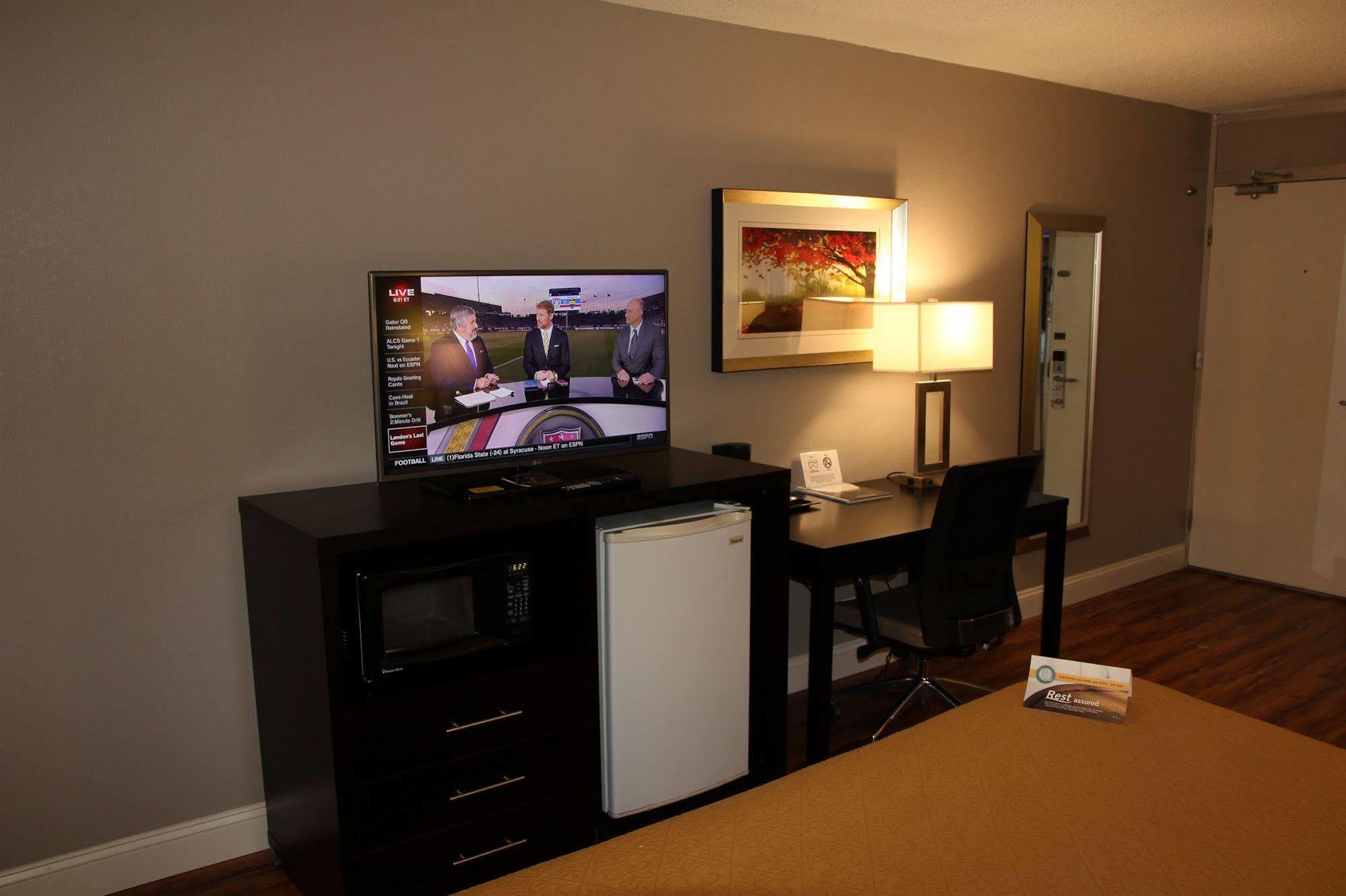 Quality Inn Roanoke Airport Dış mekan fotoğraf