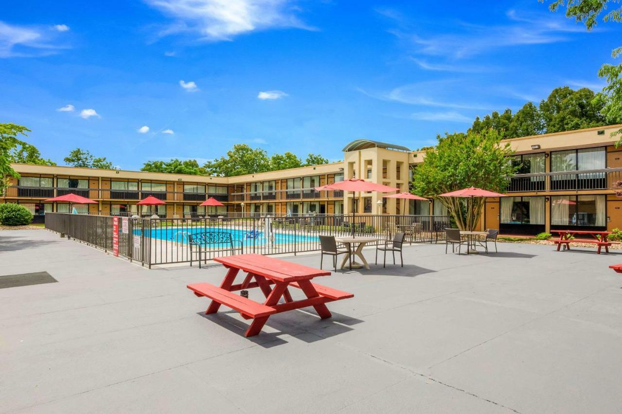 Quality Inn Roanoke Airport Dış mekan fotoğraf