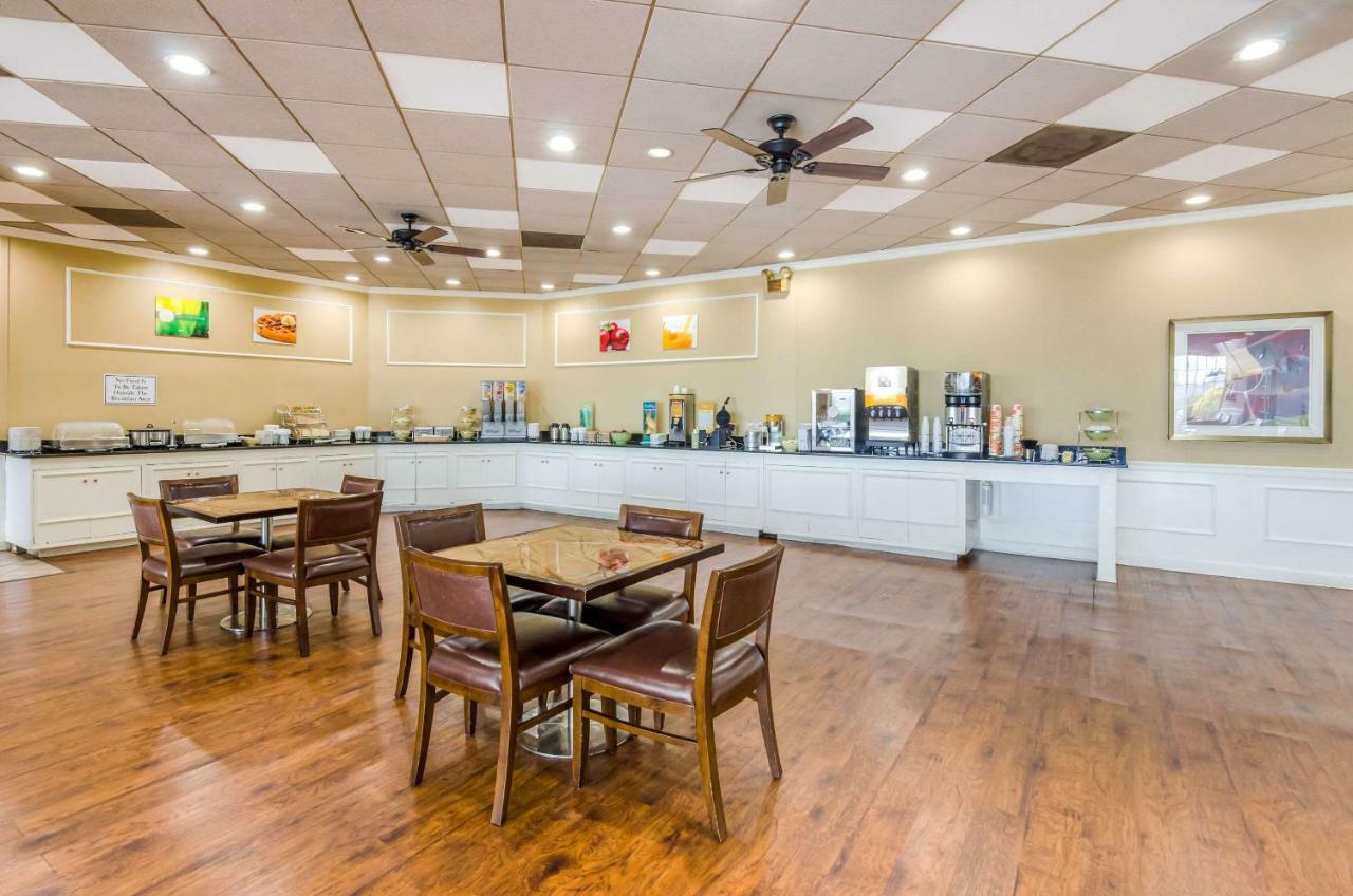 Quality Inn Roanoke Airport Dış mekan fotoğraf